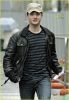 daniel-radcliffe-running-in-the-rain-07.jpg